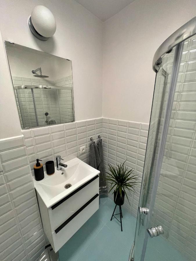 Apartment Szucha 27 - Royal Lazienki Flat Warsaw